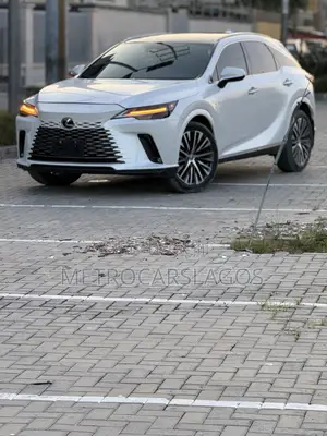 Lexus RX 2024 White