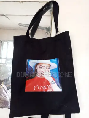 Dunnis Budget Friendly Tote Bags
