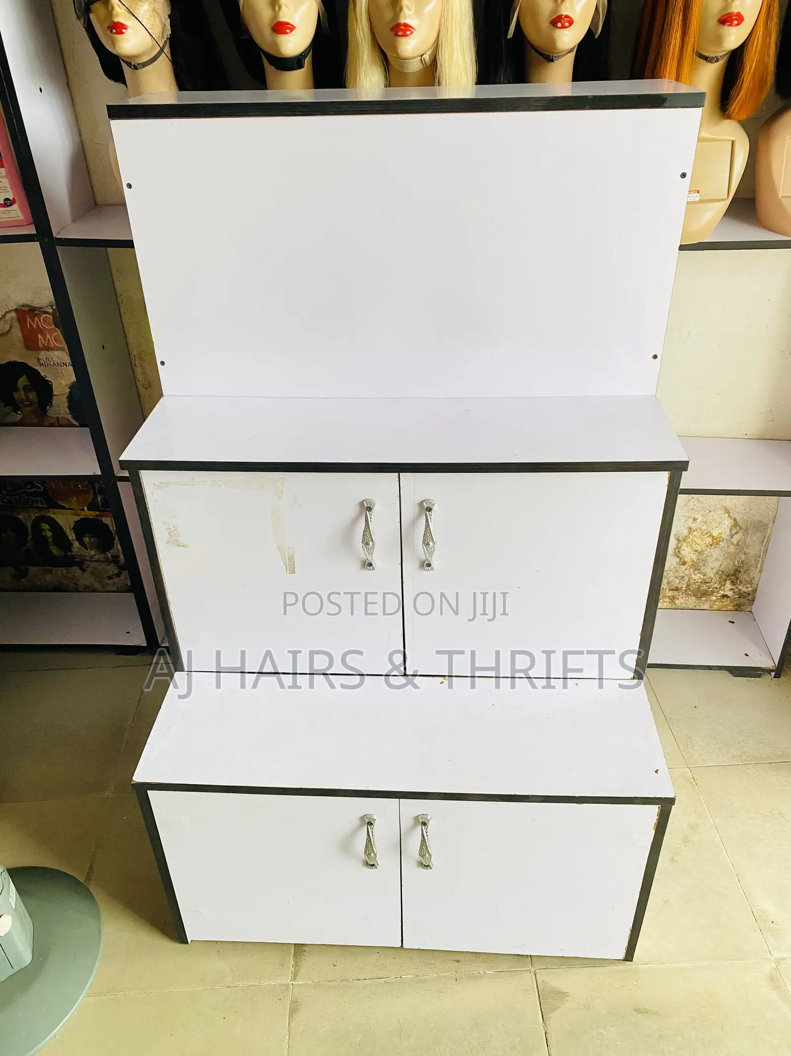 Cupboard Shelf For Shop Display
