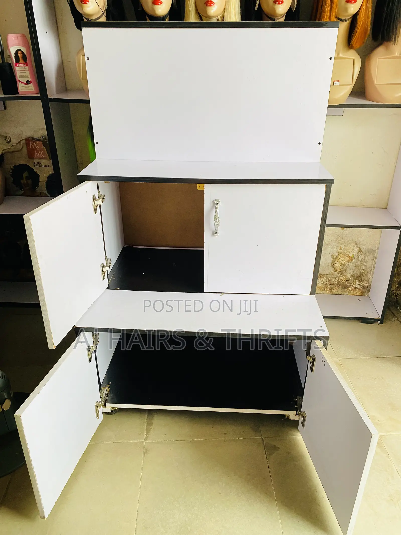 Cupboard Shelf For Shop Display
