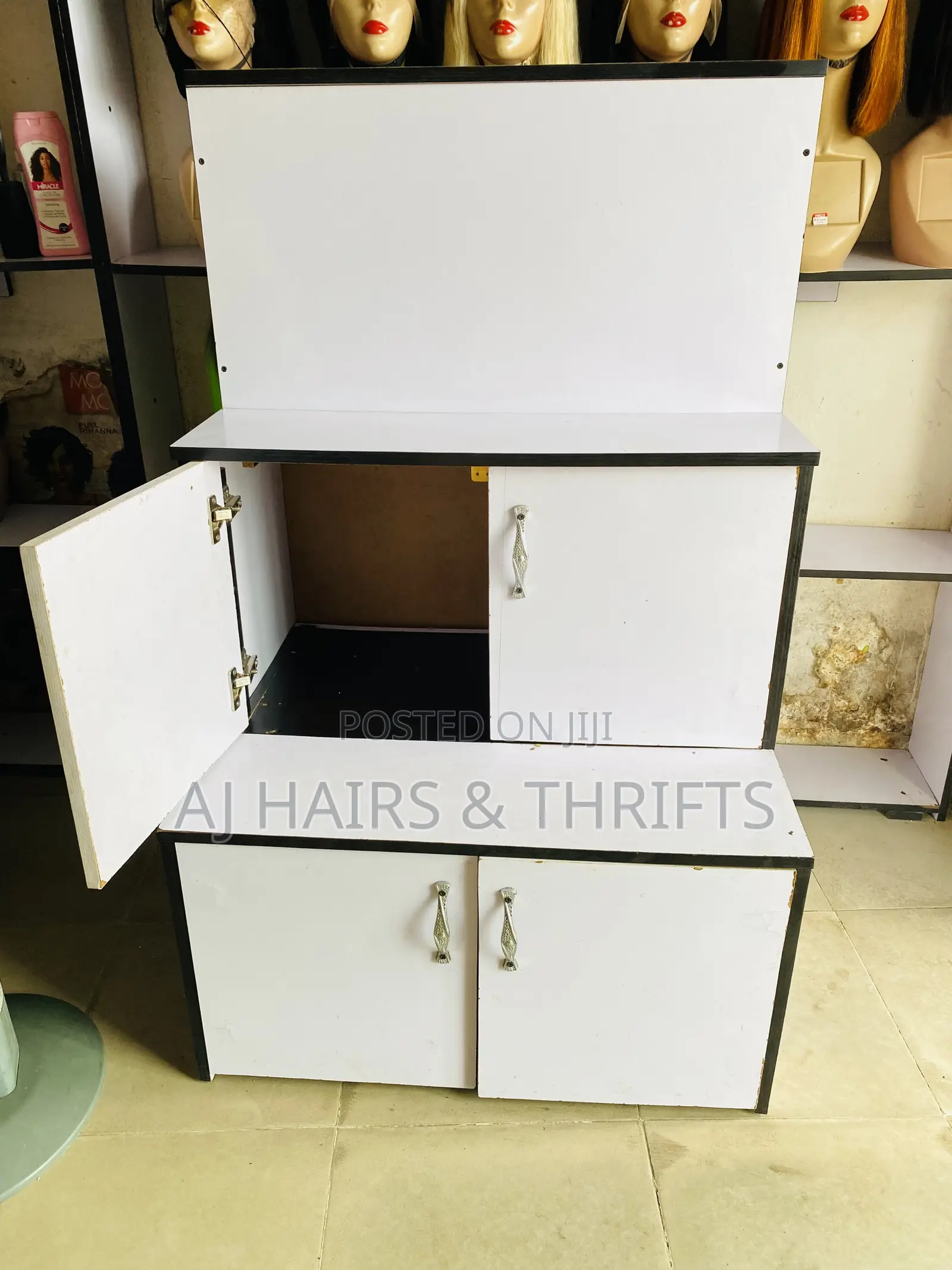 Cupboard Shelf For Shop Display