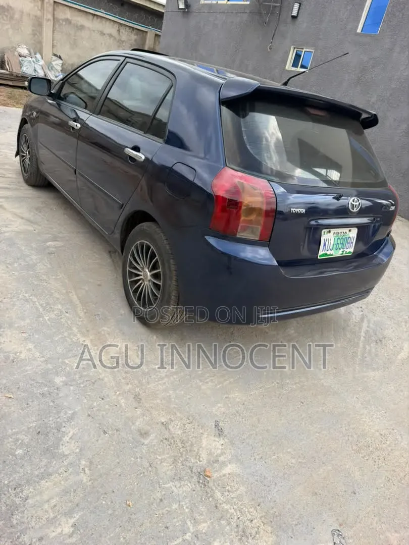 Toyota Corolla 2005 Blue