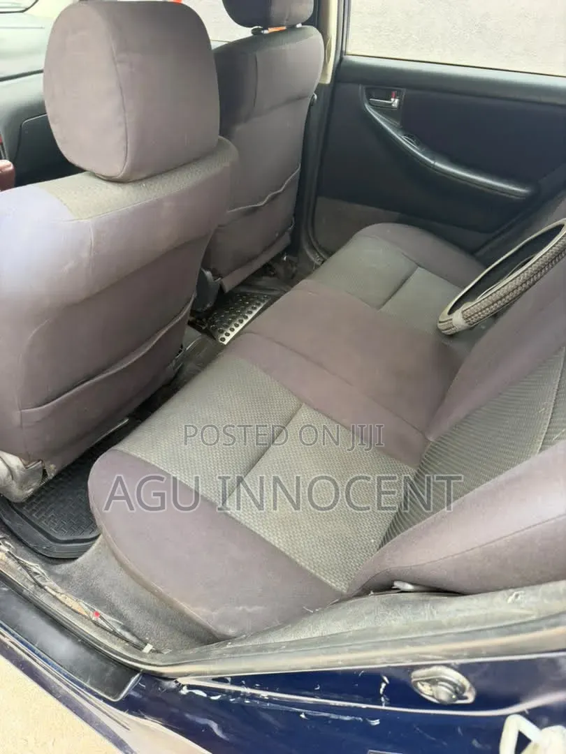 Toyota Corolla 2005 Blue