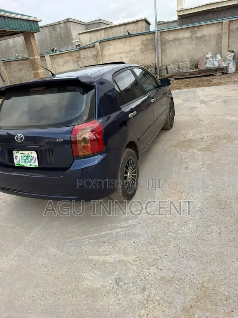 Toyota Corolla 2005 Blue