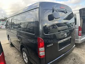 Toyota HiAce 2012 Black
