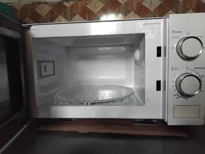 20l Hisense Microwave