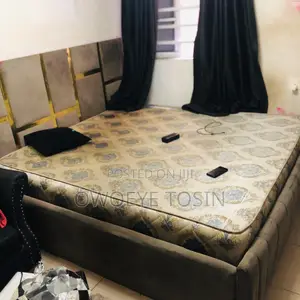 6x6 Bed and Detachable Bed Frame