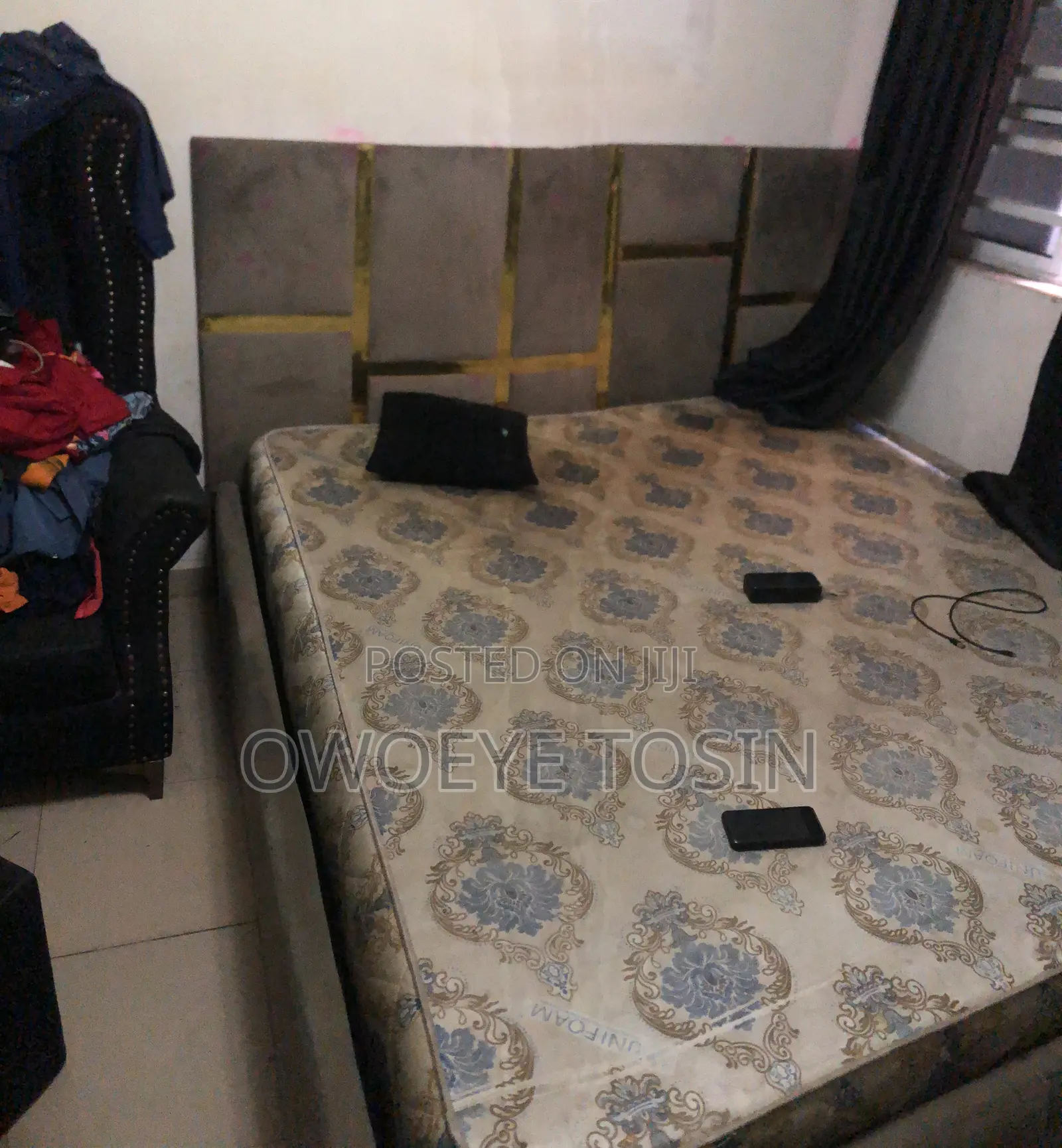 6x6 Bed and Detachable Bed Frame