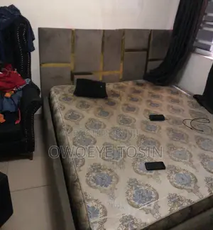 6x6 Bed and Detachable Bed Frame