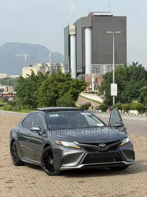 Toyota Camry XSE V6 2023 Silver