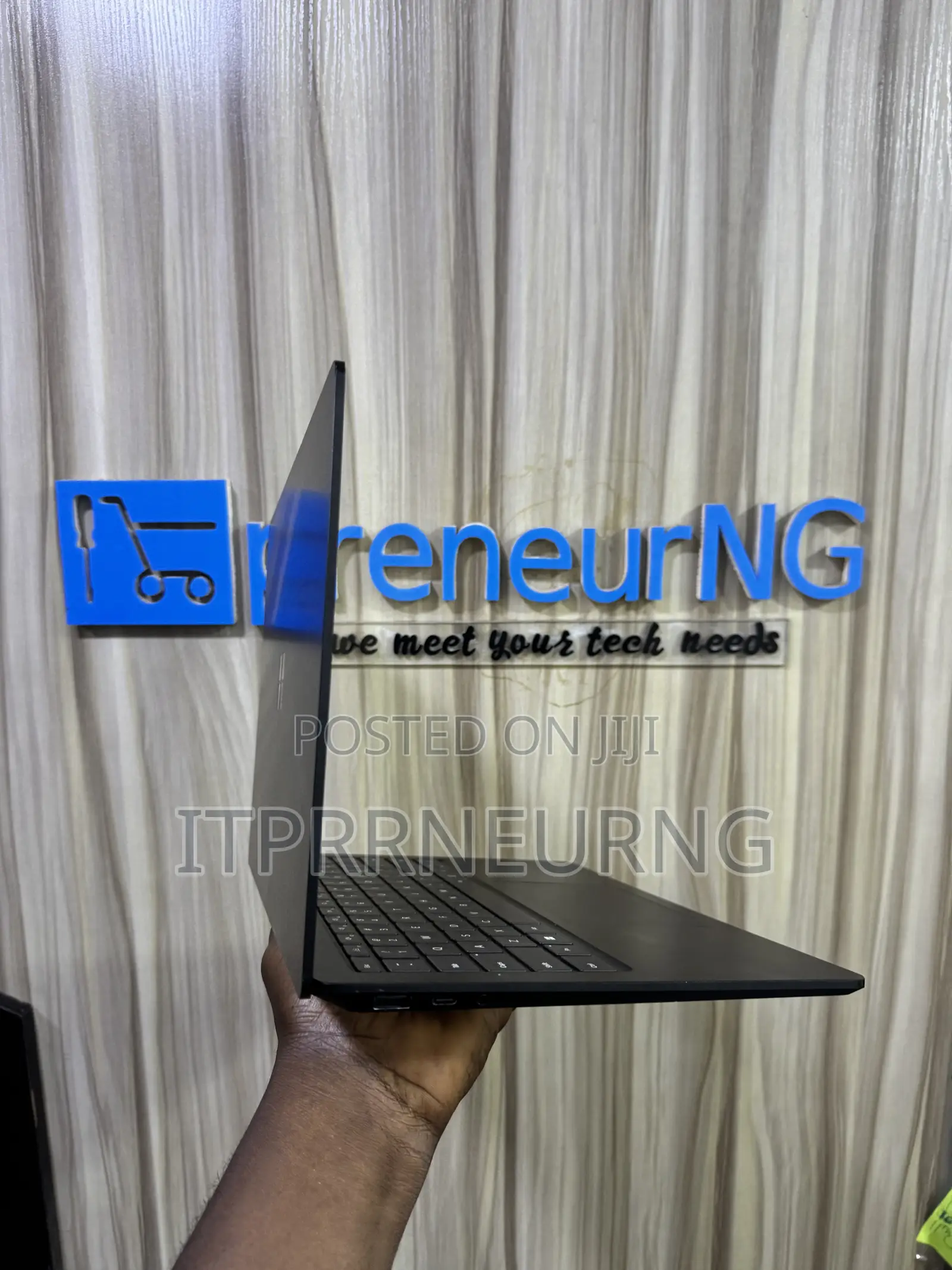 Laptop Microsoft Surface Laptop 5 16GB Intel Core i5 SSD 512GB