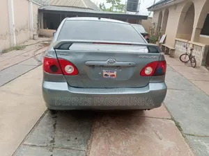 Toyota Corolla 2005 Green