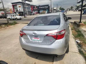 Toyota Corolla 2015 Silver