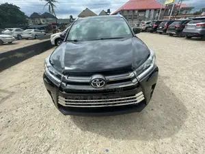 Toyota Highlander 2016 Black