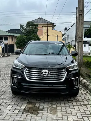 Hyundai Santa Fe 2017 Black
