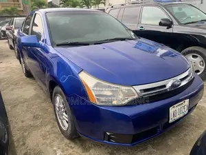 Ford Focus 2011 Blue