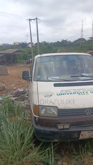 Volkswagen Transporter 2003 White