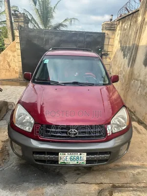 Toyota RAV4 Automatic 2003 Red