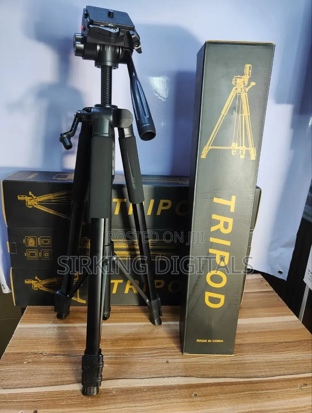 Adjustable Mobile Tripod Stand for Phones and Camera