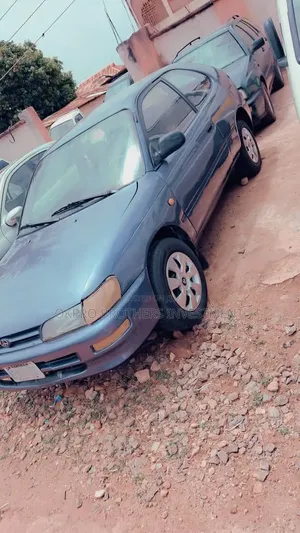 Toyota Corolla 1999 Blue