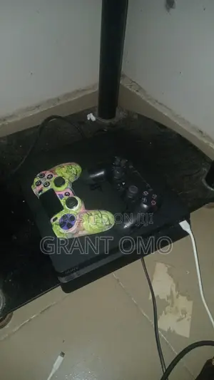 Clean Ps4 Slim