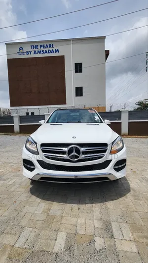 Mercedes-Benz GLE-Class 2018 White