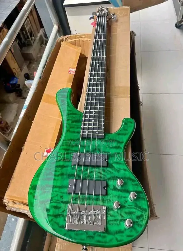 Base Guitar 5 String