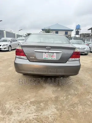 Toyota Camry LE 4dr Sedan (2.4L 4cyl 5A) 2006 Gray