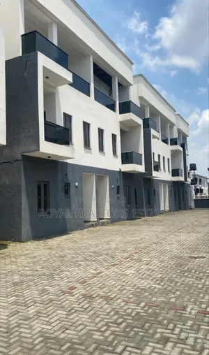 Furnished 4bdrm Townhouse / Terrace in Jahi for rent