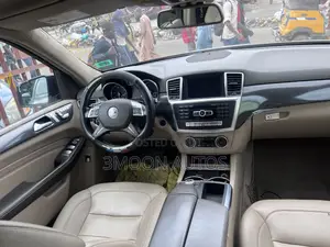 Mercedes-Benz M Class ML 350 4Matic 2012 Black