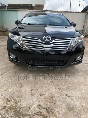 Toyota Venza LE 2010 Black