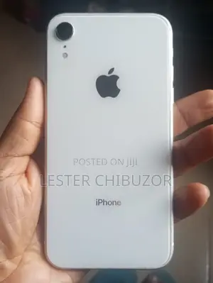 Apple iPhone XR 128 GB White
