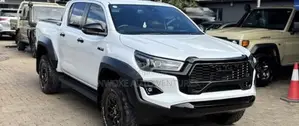 Upgrade Your Toyota Hilxu 2015 to 2025 Model
