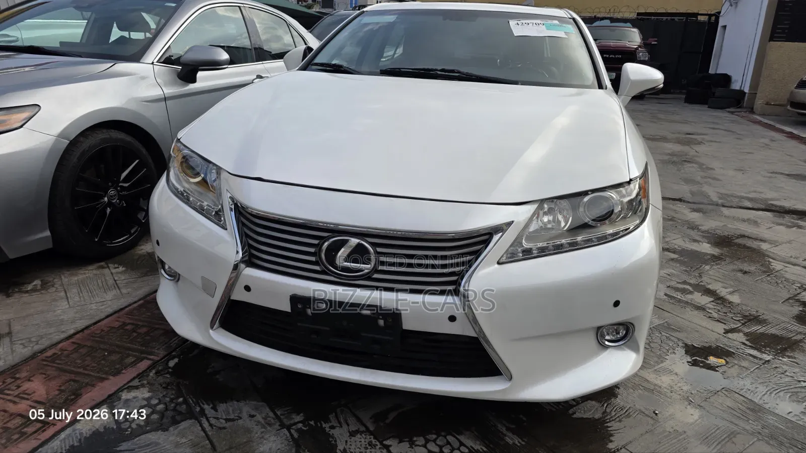 Lexus ES 2014 White