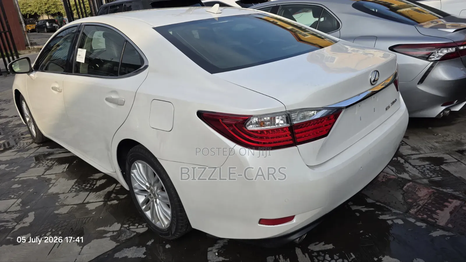 Lexus ES 2014 White