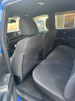 Toyota Tacoma 4dr Double Cab 2016 Blue