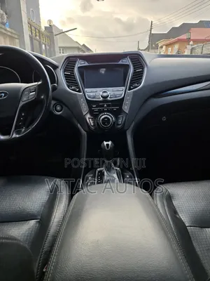 Hyundai Santa Fe Limited 4dr SUV AWD w/Saddle Interior (3.3L 6cyl 6A) Silver