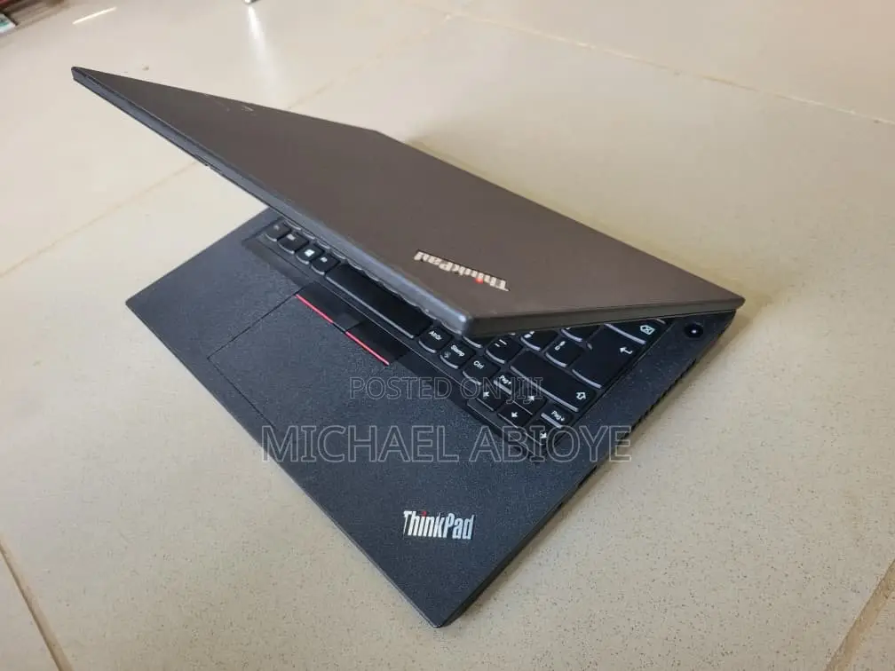 Laptop Lenovo ThinkPad L470 8GB Intel Core i5 SSD 512GB