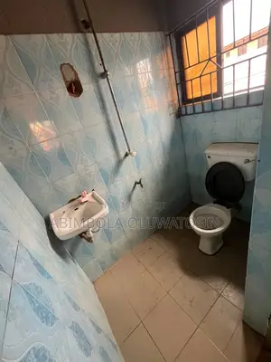 2bdrm House in Iyana Ipaja for rent