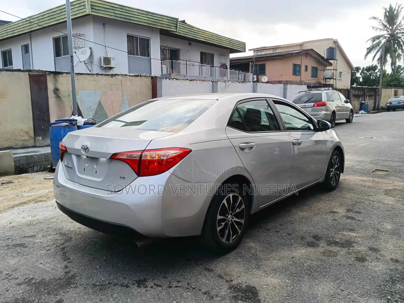 Toyota Corolla 2018 Silver