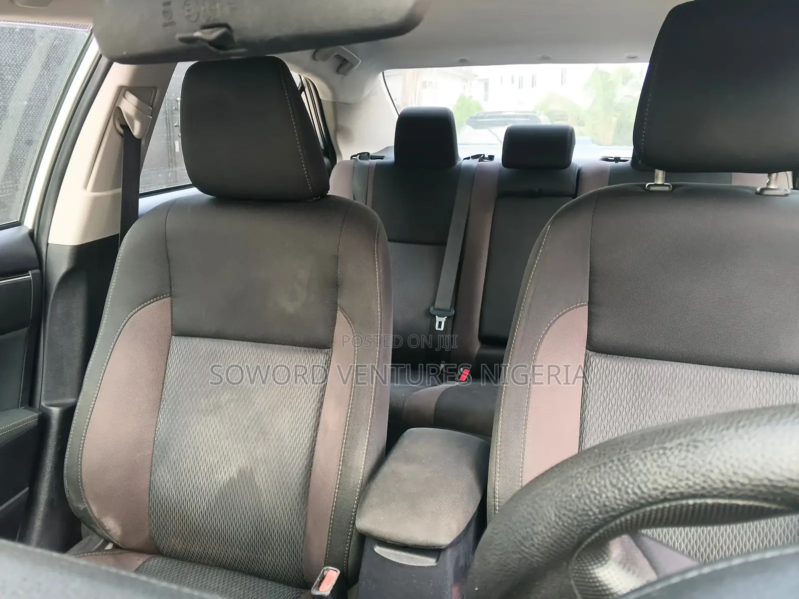 Toyota Corolla 2018 Silver
