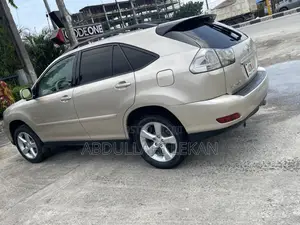 Lexus RX 330 2006 Gold