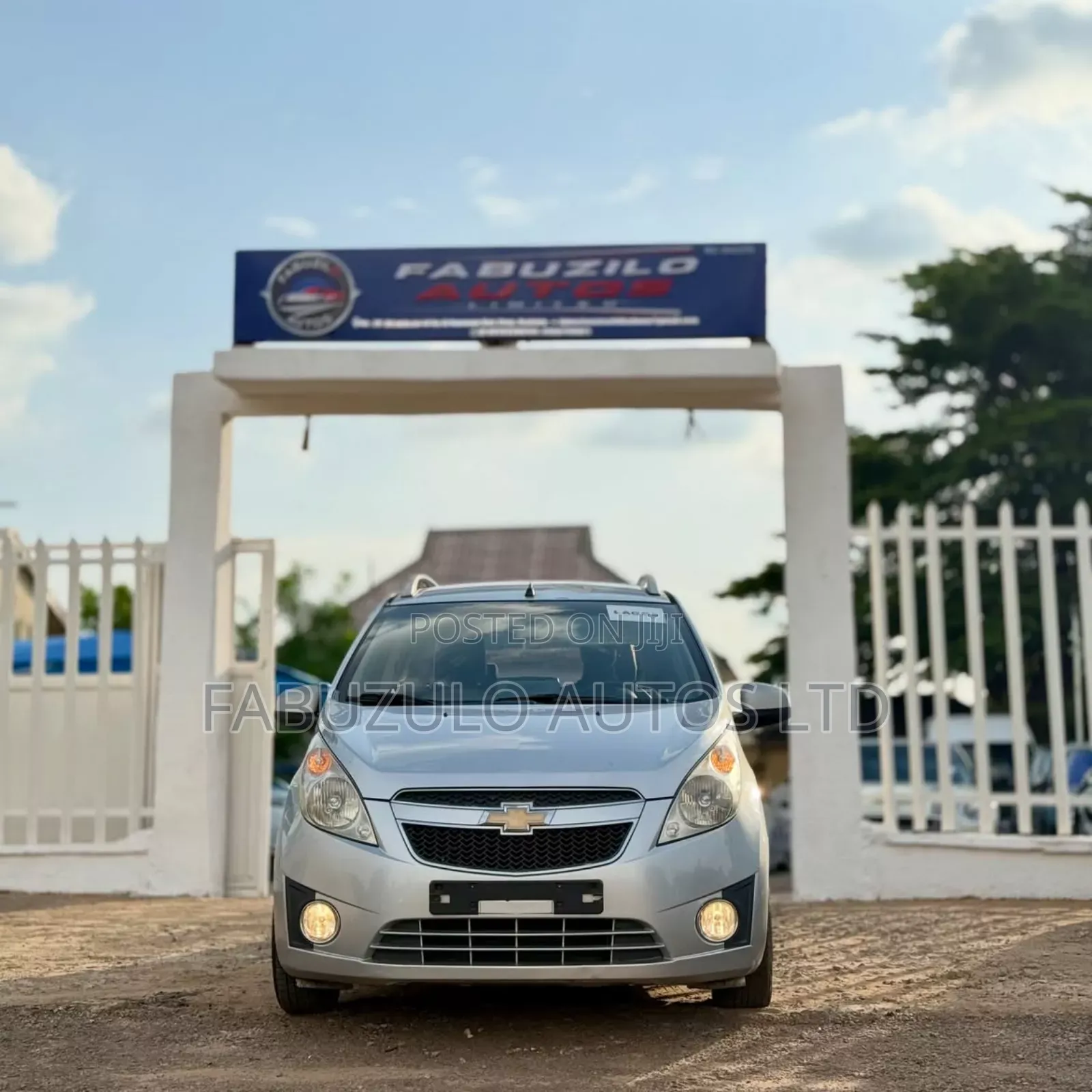 Chevrolet Spark 2011 Silver
