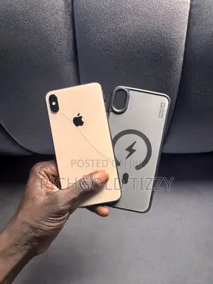 Apple iPhone XS Max 64 GB Gold