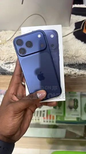 New Apple iPhone 17 Pro 256 GB Blue