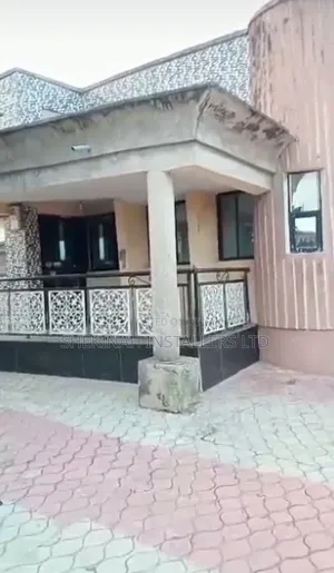 Furnished 5bdrm Block of Flats in Kute, Ibadan for sale