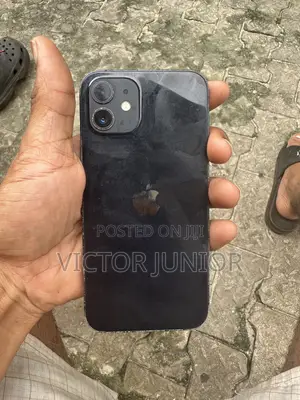Apple iPhone 12 64 GB Black