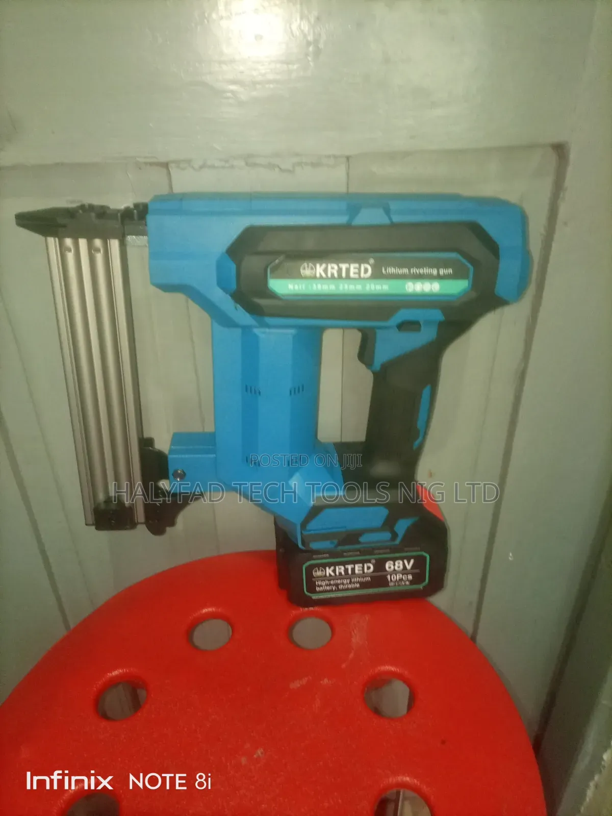 Cordless Brad Nailer and Stapler Machine