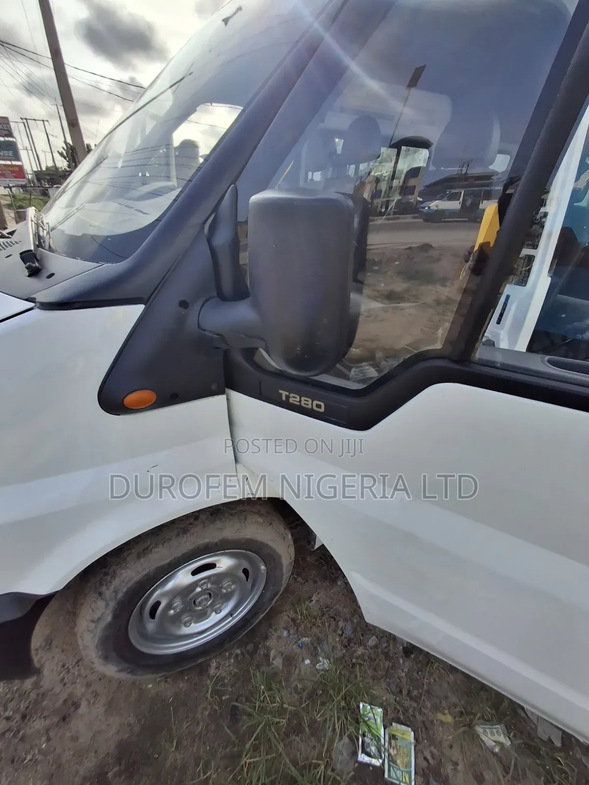 Ford Transit Connect 2002 White