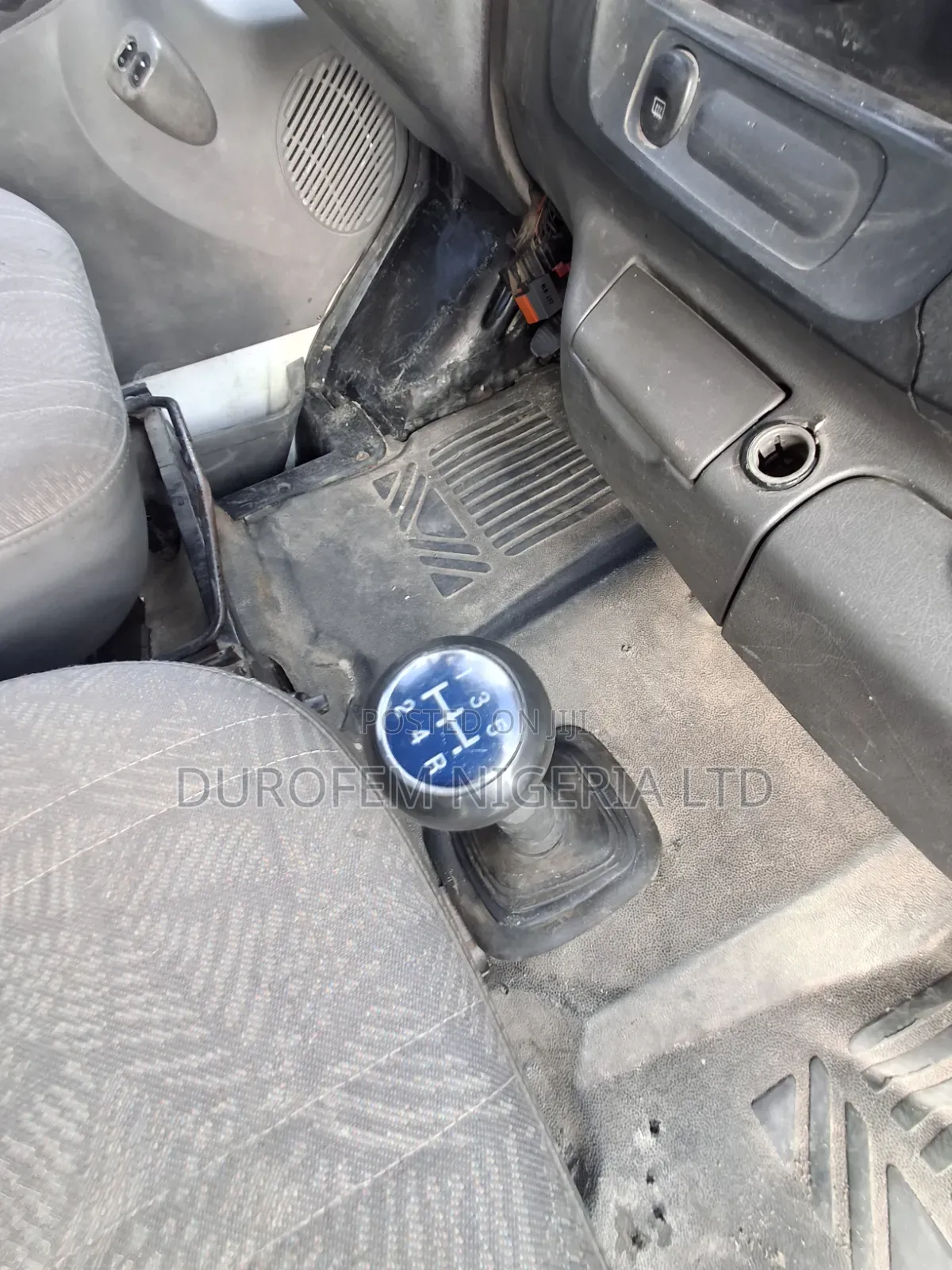 Ford Transit Connect 2002 White